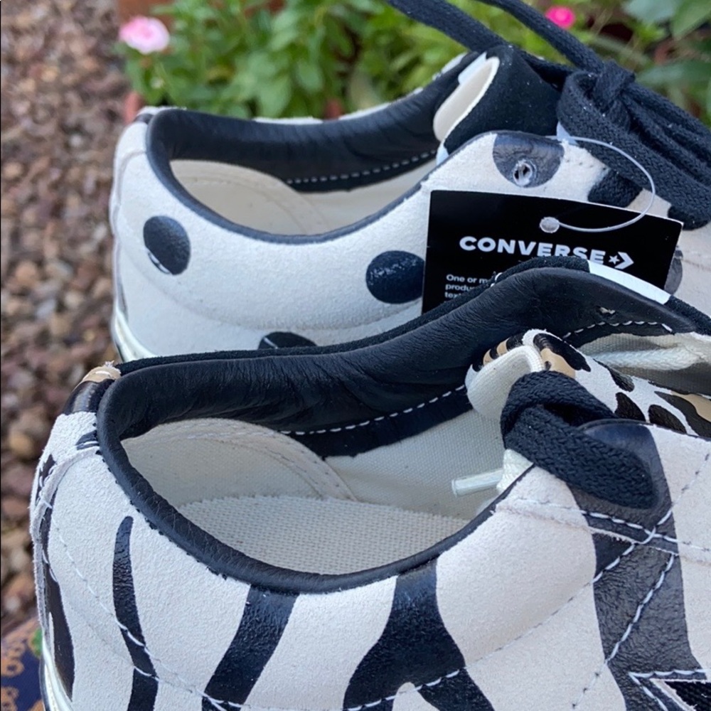 Ltd Edition “Brain Dead x Converse One Star” - Picture 11 of 15